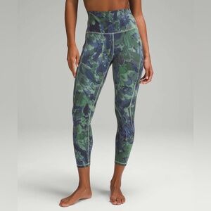 Lululemon Align High-Rise Tights w/Pockets 25” in Nouveau Marble Palm, size 4